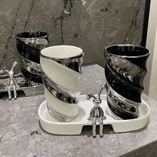 ���ڱ�ˢ���������������ֵ��ˢ����H���߱��մɸ߼���ϴ����