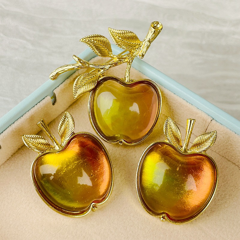 Simple Style Apple Alloy Plating Inlay Imitation Glaze Women's Earrings Brooches display picture 7