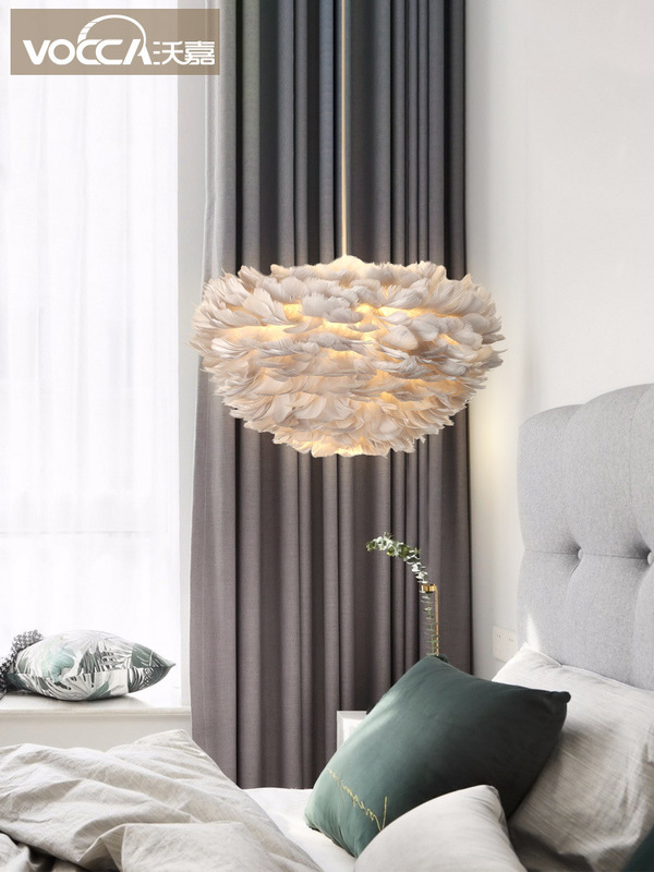 Bedroom chandelier warm romantic Nordic lamps living room master bedroom room creative ins Net Red Girl feather lighting