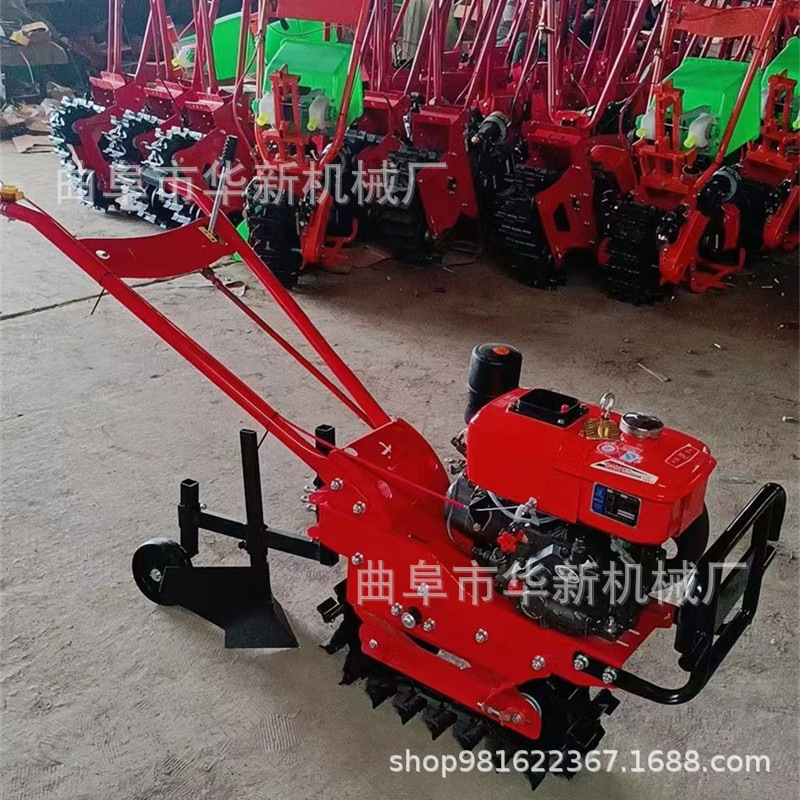 新款柴油多功能微耕机 链轨式松土旋耕开沟机 大棚果园除草微耕机
