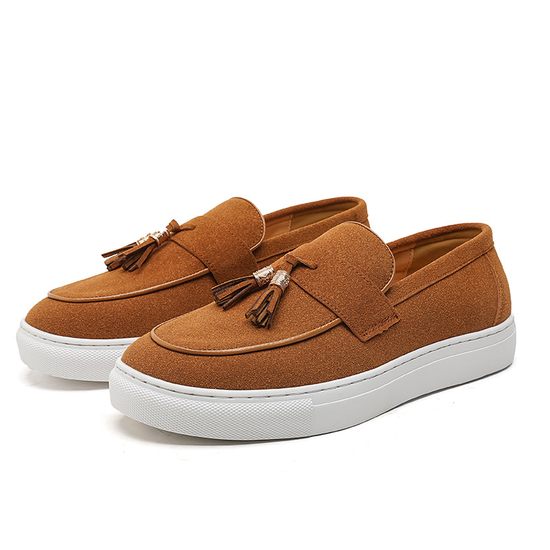 Zapatos de hombre transfronterizos más tamaño nuevos zapatos de cuero casuales moda esmerilado negocios lofu zapatos de cuero con flecos de estilo británico de moda