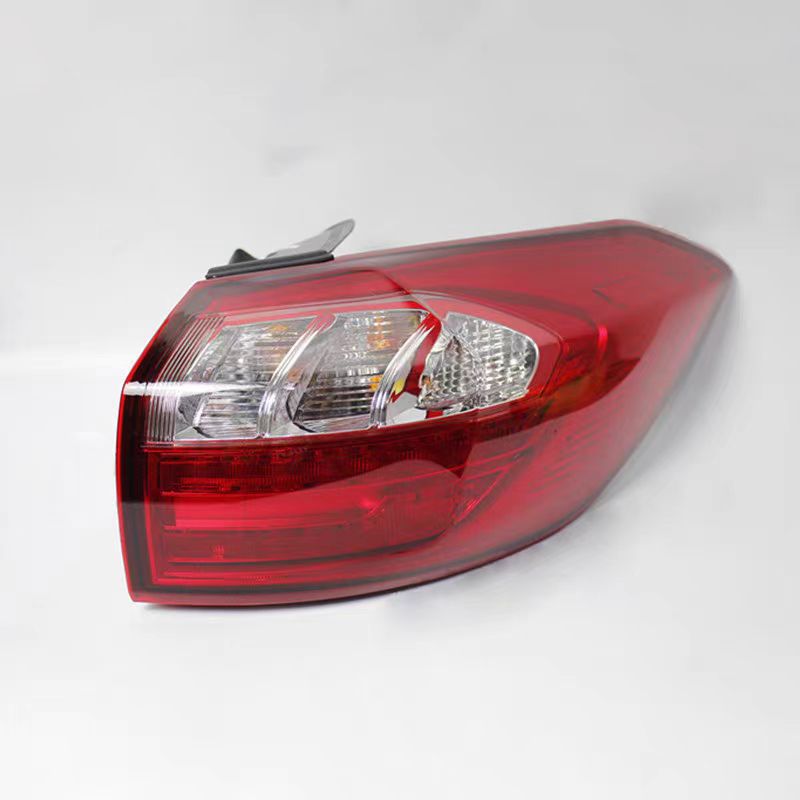 Aplicable a la luz trasera CS9 del leopardo Luz trasera delantera original Luz trasera Asamblea de luz trasera Luz trasera