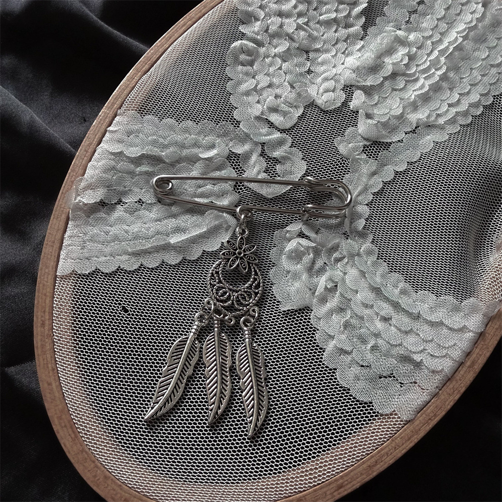 Spilla vintage a forma di piuma donna spilla gotica in metallo_voghion.com