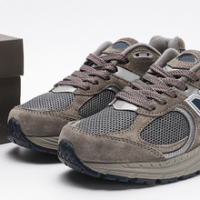 ����߰汾��ԭNB2002R�ϵ�Ь�ٴ��\��Ь�͹�͸��Ԫ����ܲ�Ь