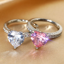 跨境热销新款结婚戒指 镶嵌AAA心形粉钻锆石戒指 女士订婚手饰品