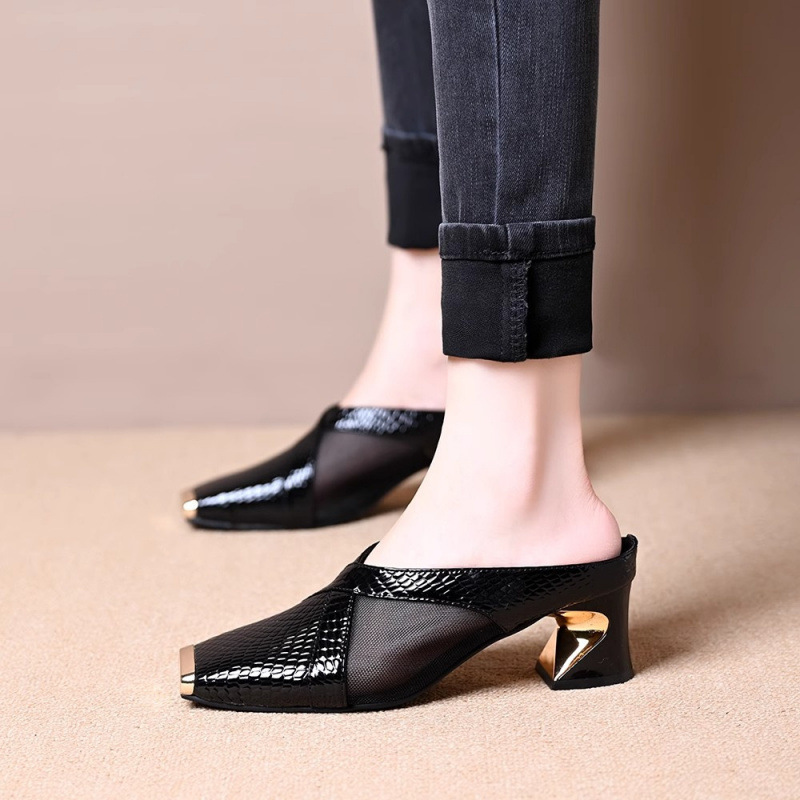 women's fashionable sandals