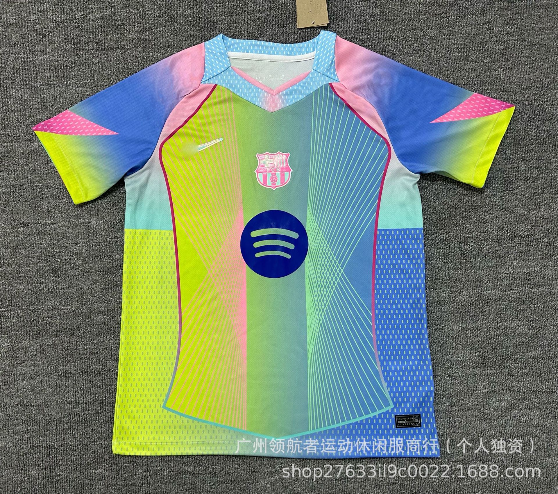 25-26 Fabricante especial de ropa de fútbol venta directa de una camiseta de malla camiseta de mangas cortas ropa de fútbol deportiva