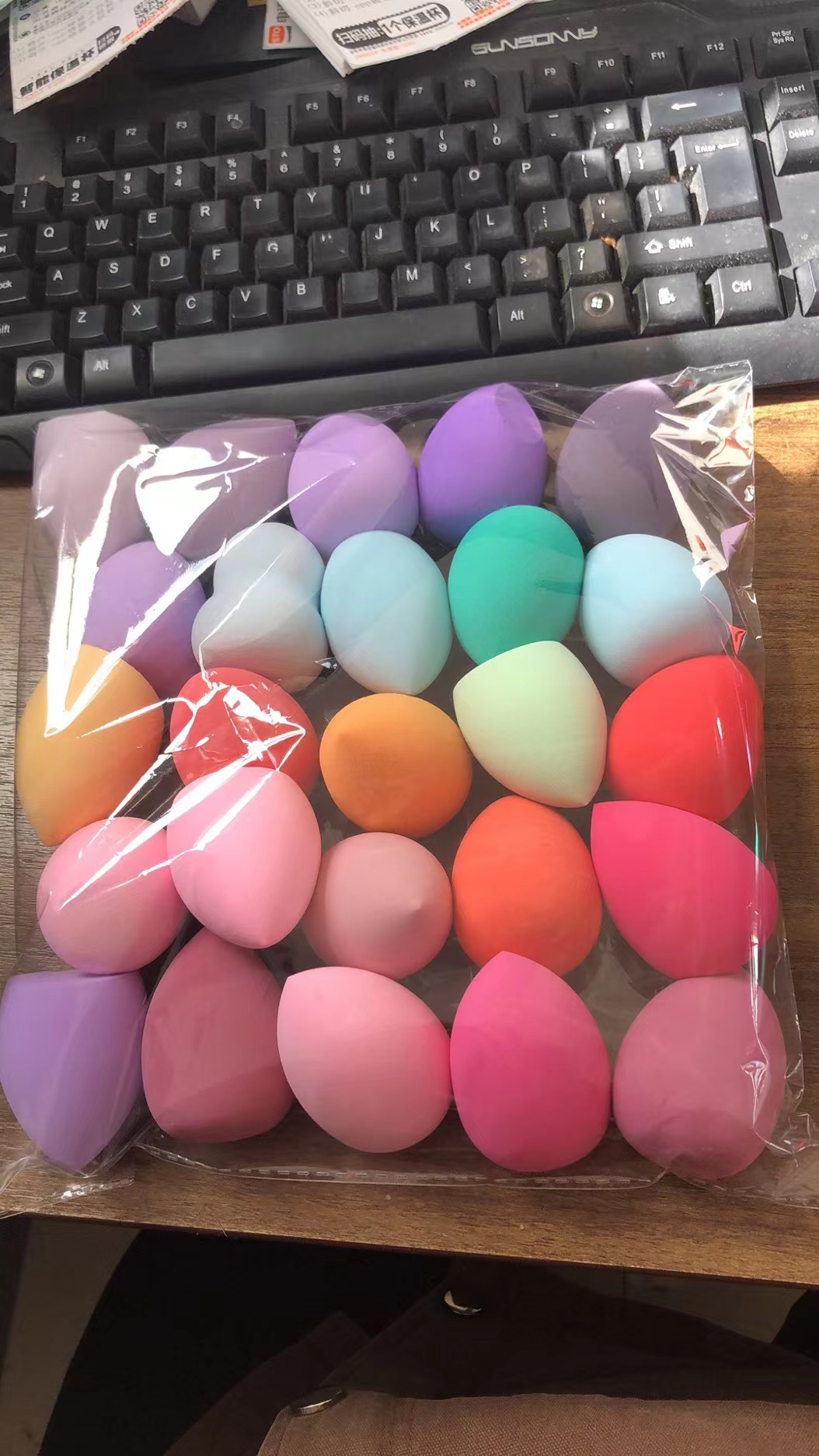 Conjunto de huevos de maquillaje transfronterizo super suave sin polvo de cosméticos almohadilla de aire polvo de doble uso esponja desechable