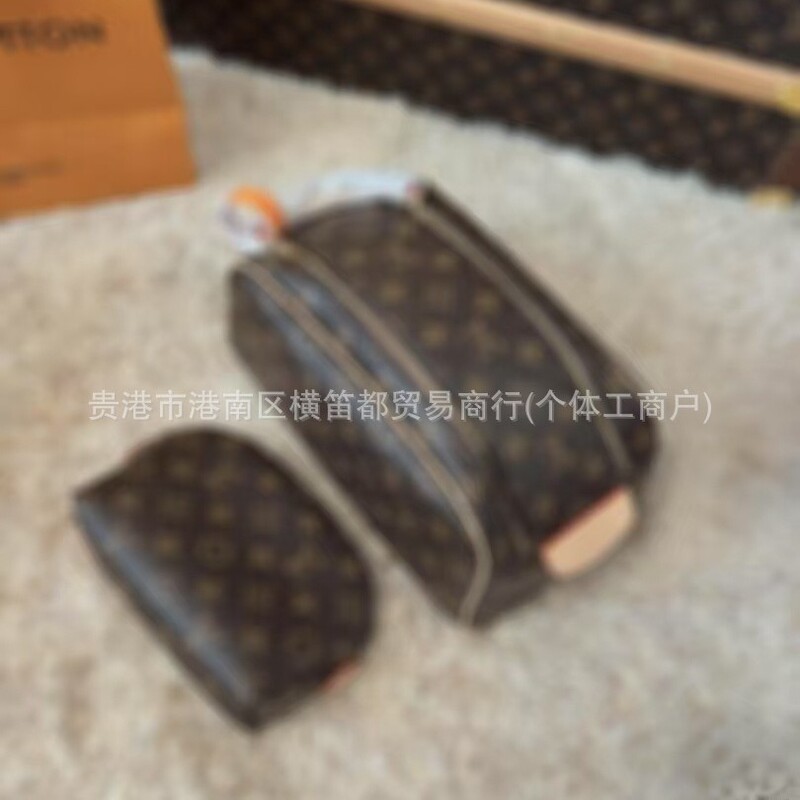 The New Dopamine Multi-Color Lujia Toiletry Bag, Cosmetic Bag, the Same Style Is a Must-Have for Home and Travel The New Dopamine Multi-Color Lujia Toiletry Bag, Cosmetic Bag, the Same Style Is a Must-Have for Home and Travel