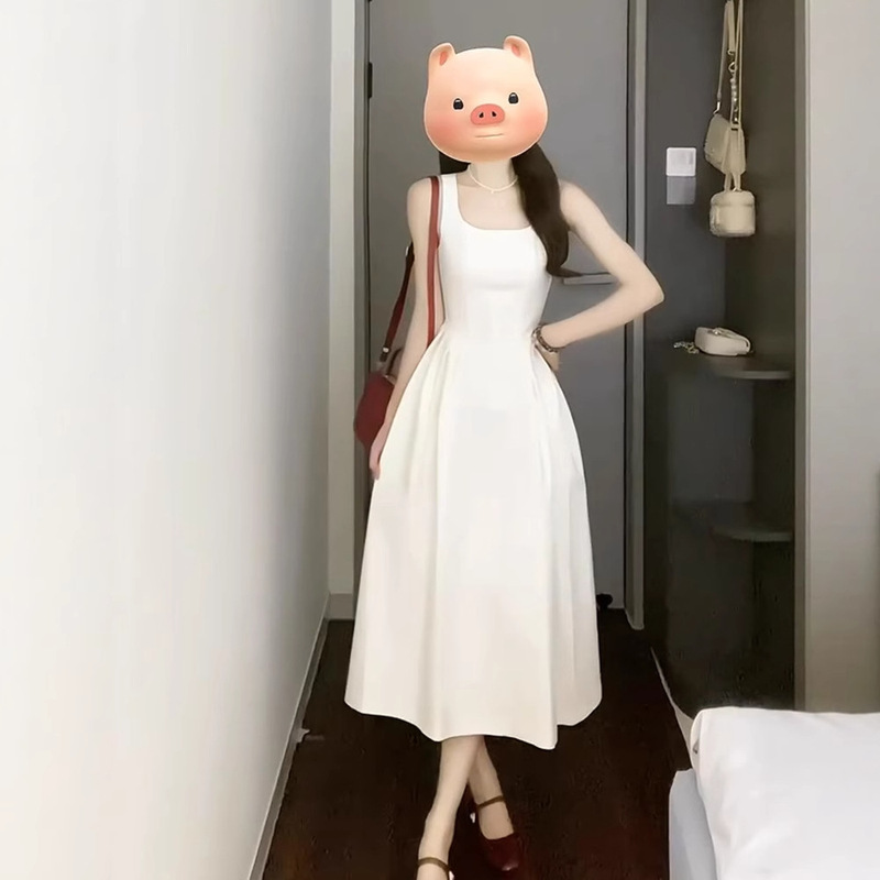 サスペンダーホワイトドレス海辺休暇2025新しいホワイトムーンライトドレス夏の女性のハイエンドフレンチロングドレス|undefined