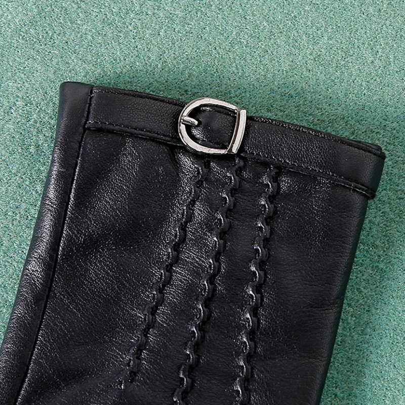 新款真皮手套女秋冬季修手韩版手套骑行开车羊皮短款加绒加厚手套