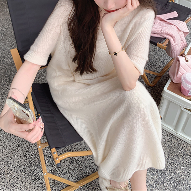 柔软白厂丝羊绒特殊织法一体机连衣裙通勤风长袖2025