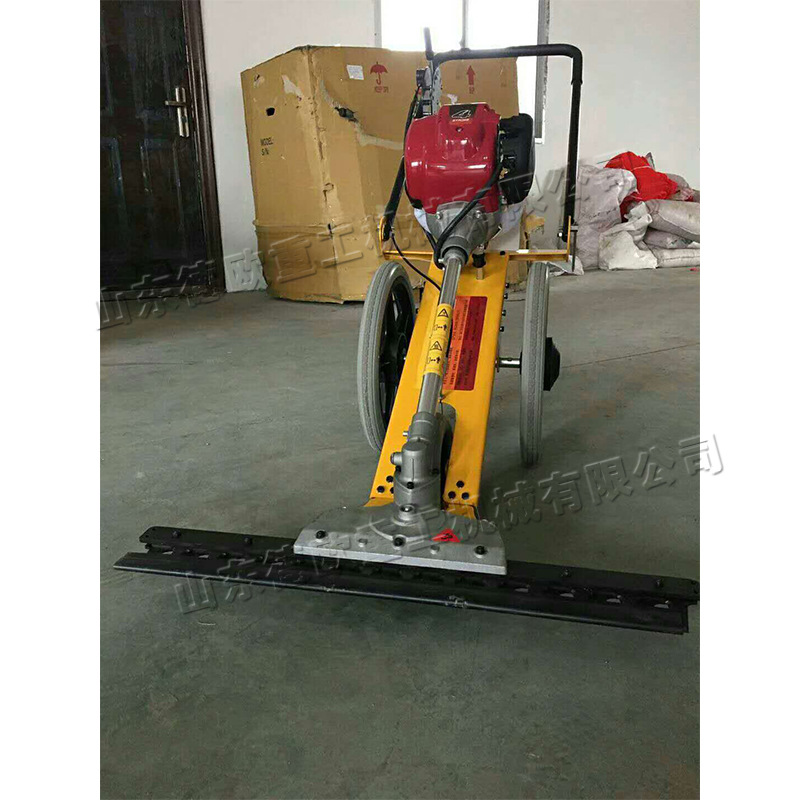 小型手推式园林修剪机 公园草地汽油割草机 城市街道绿化剪草机