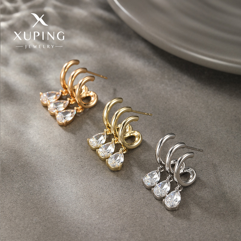 La nueva moda de Xuping, pendientes de temperamento de circón con flecos de alta gama, diseño de nicho, pendientes exquisitos de todo fósforo al por mayor