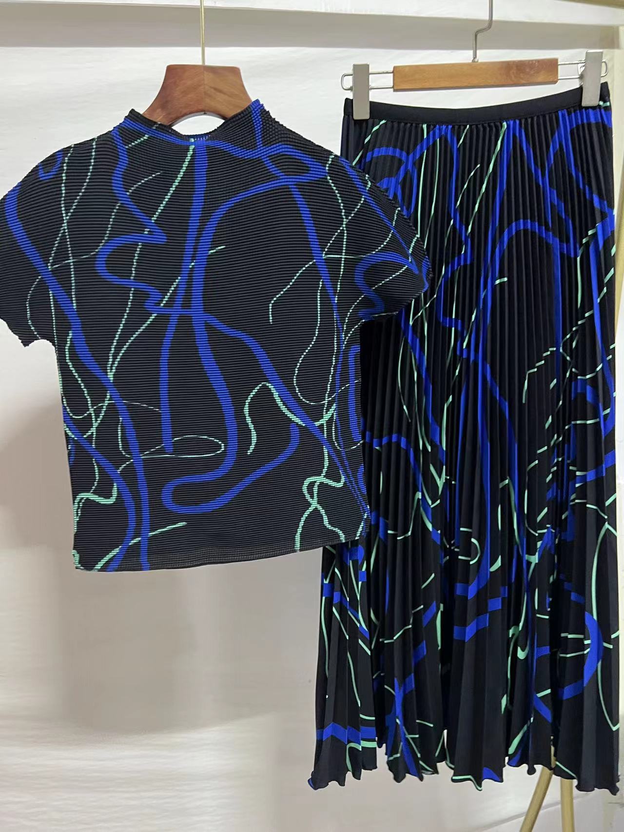 Sapphire blue (all single pieces)