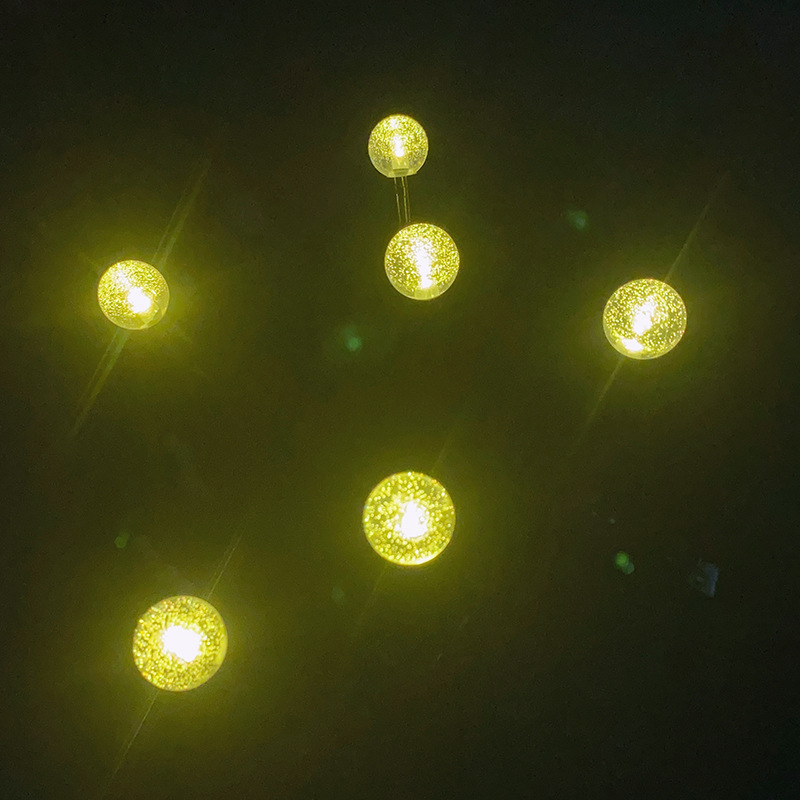 따뜻한 흰색 버블 볼