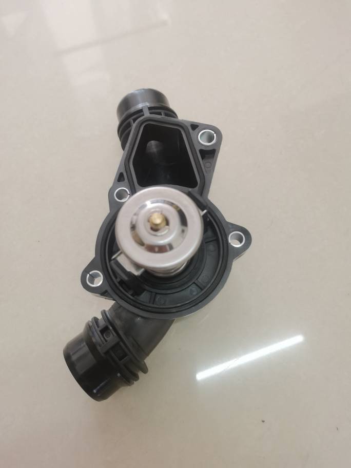11537509227 11531437040 11531436823 Is Suitable for Bmw Thermostat 3 Series 5 Series Z4