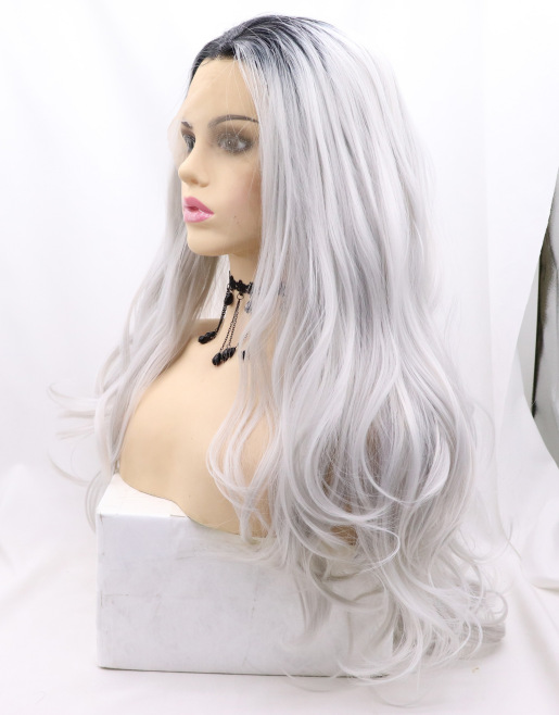 Color de moda gradiente ondas largas pelucas de cabello rizado fibra química delantera encaje medio tejido mano gorra de seda de alta temperatura LW0317