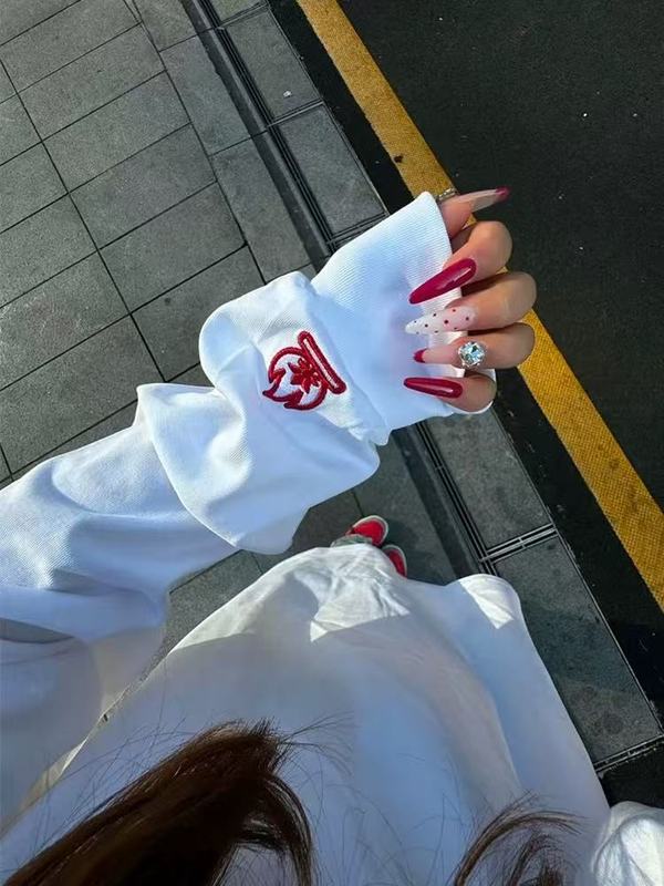 小火苗刺绣卫衣女秋冬美式高街情侣装长袖t恤宽松内搭打底衫上衣|undefined