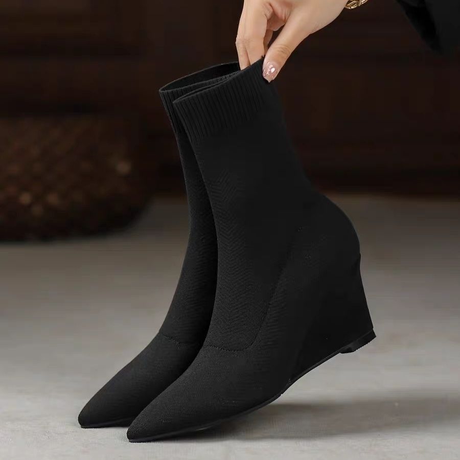 2025年新款袜靴尖头女鞋坡跟短靴女秋冬坡跟鞋针织弹力高跟女靴子