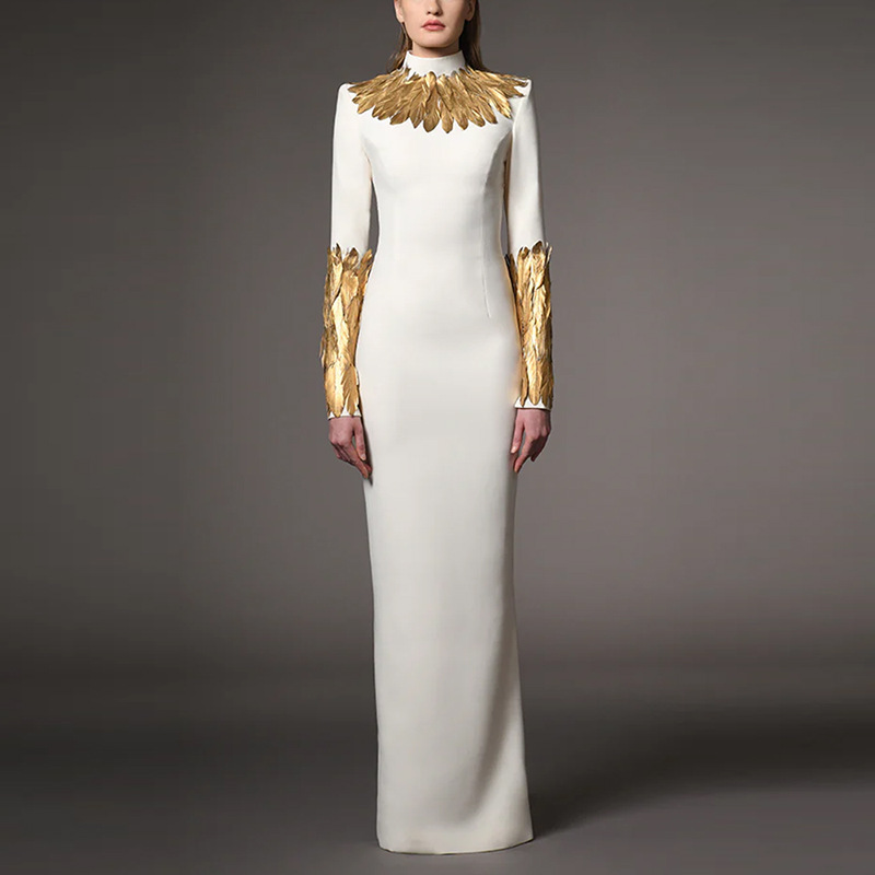 High-Quality In-Stock Host Long Gown Evening Dress 2026 Celebrity Series Gold Feather Embellished Long Dress