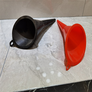 New Amazon Slanted Funnel, Black and Red, Thickened and Enlarged, Manufacturer Direct Wholesale, Leak-Proof and Thickened