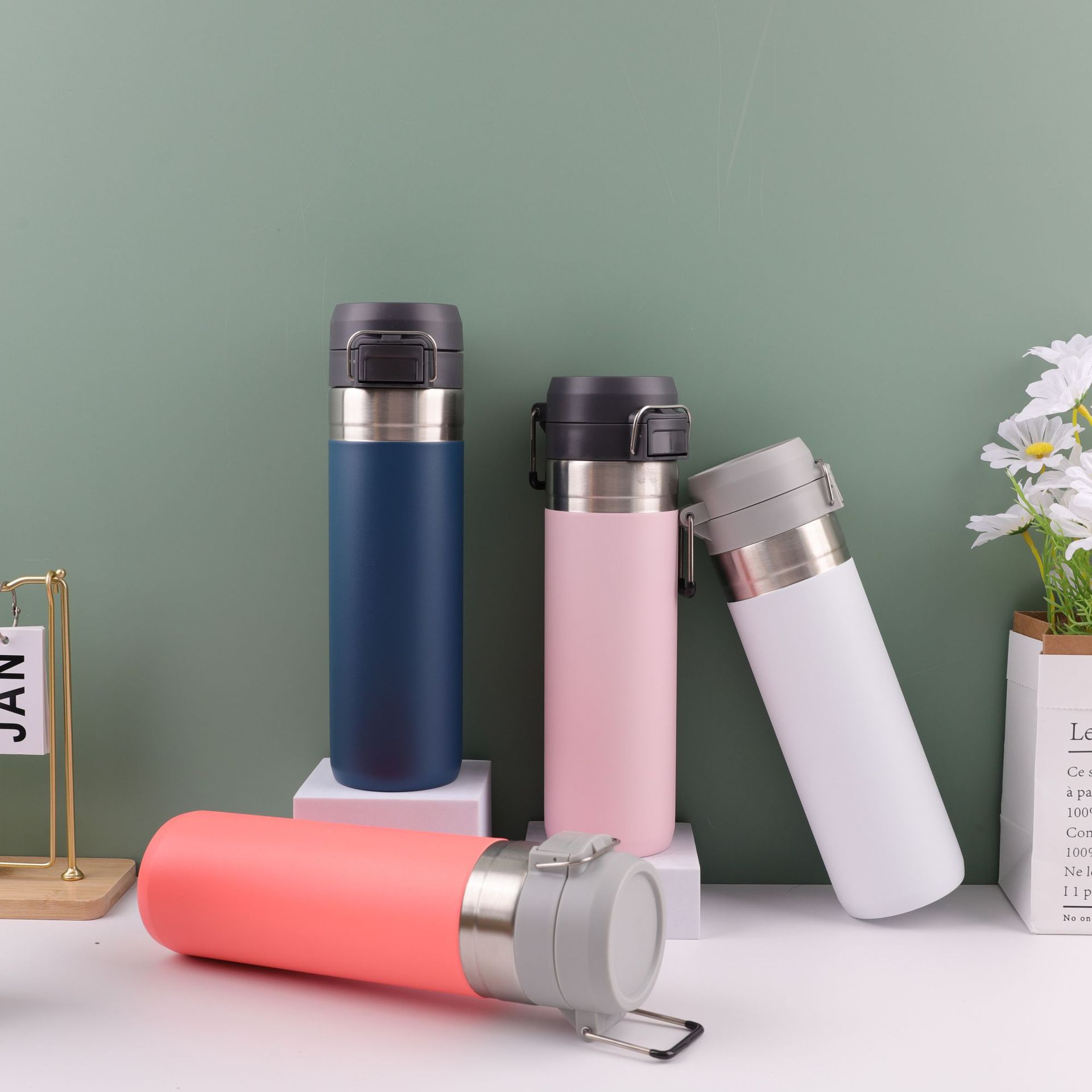 Nuevo termo de rebote de acero inoxidable 304 transfronterizo, botella de agua deportiva portátil, taza de agua doméstica simple al por mayor