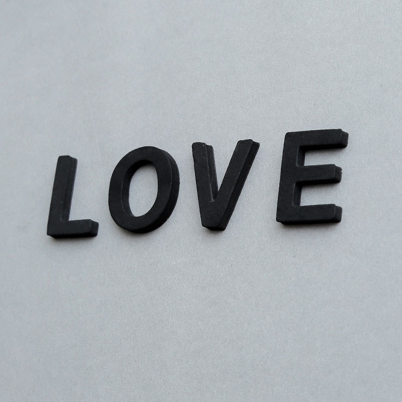 Personajes de dibujos animados pareja de acrílico adsorción pegatinas de refrigerador EVA alfanuméricos pegatinas de refrigerador DIY pegatinas magnéticas decoración