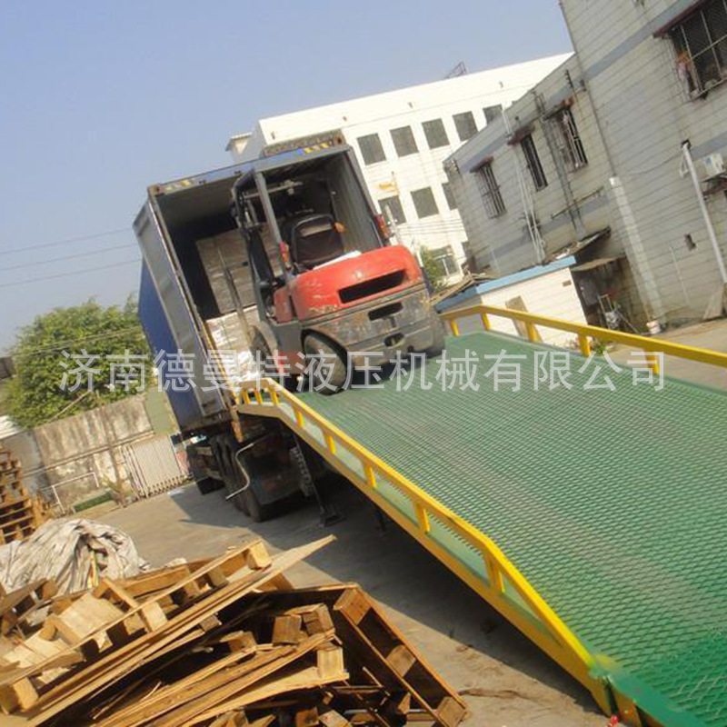 移动凳车桥6吨液压装卸货平台斜坡过桥移动式平台物流