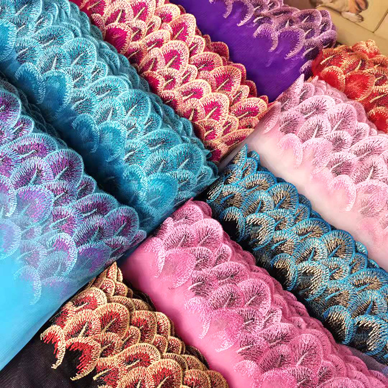 Factory direct 18cm Lite Mesh Lace Peacock Lace Car Doll Decorative Fabric Lace Accessories