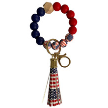 2024跨境新款硅胶珠子手串钥匙扣美国国旗PU流苏卡包串珠手环手镯
