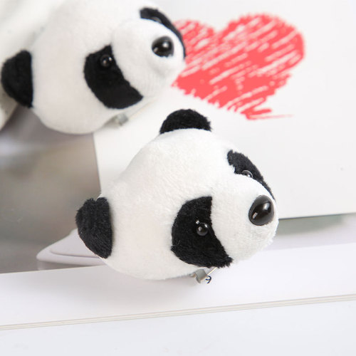 Plush giant panda Pa Pa Pa Bear brooch men's and women's corsage pins cute cartoon clothing accessories jewelry headwear wholesale