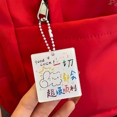 すべてがうまくいく子猫ラッキーアクリルキーホルダーペンダントインテキストバックパックペンダントペンダントギフト