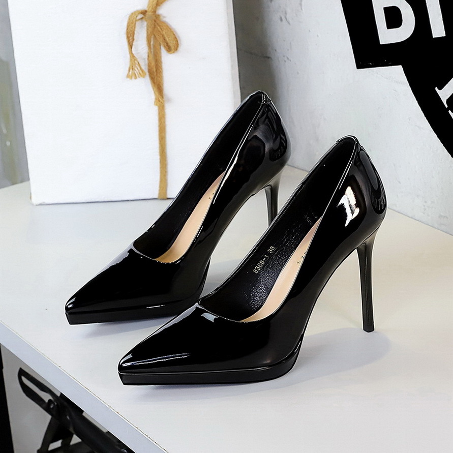 Elegant Waterproof Platform Stiletto Pumps For Women Versatile_voghion.com