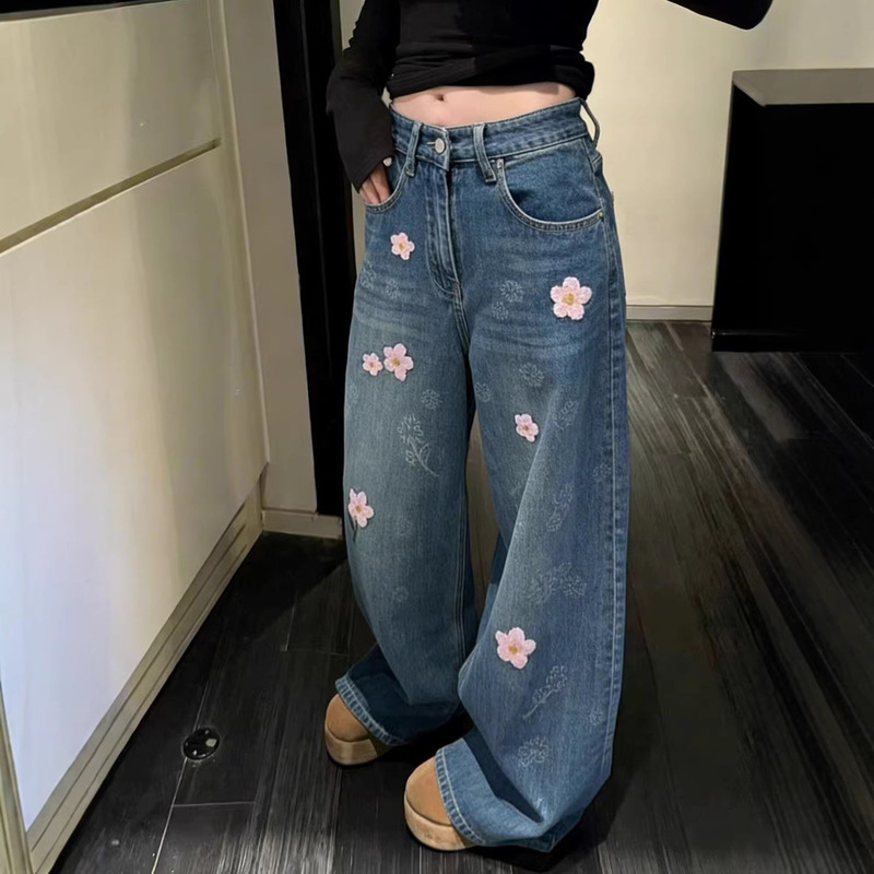 Fashionable Floral Pattern Straight-Leg Jeans for Women, 2026 Spring New Niche Mid-Waist Slimming Wide-Leg Pants Fashionable Floral Pattern Straight-Leg Jeans for Women, 2026 Spring New Niche Mid-Waist Slimming Wide-Leg Pants