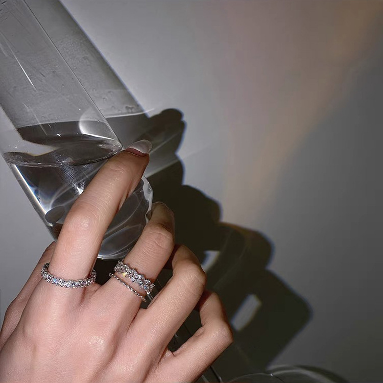 Minimalist Stackable Ring Set With Cubic Zirconia For Women_voghion.com