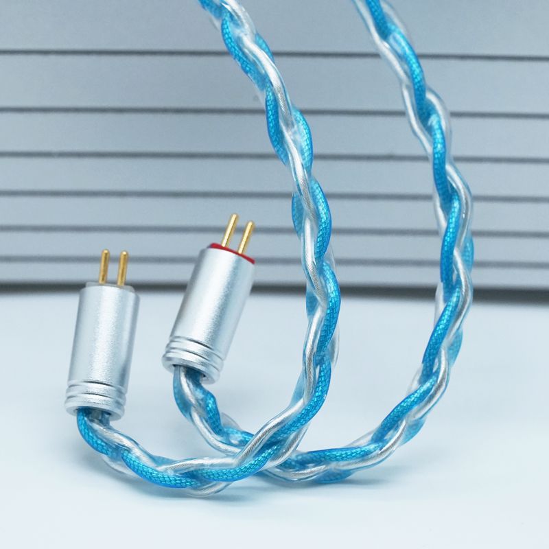 DIY venta al por mayor de ocho hilos de plata azul mezclado hoja de plata plateado MMCX0.78 auricular digital Actualización de procesamiento de cable de audio