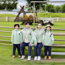 小学生加绒加厚校服四件套幼儿园园服冲锋衣表演毕业拍照棒球服