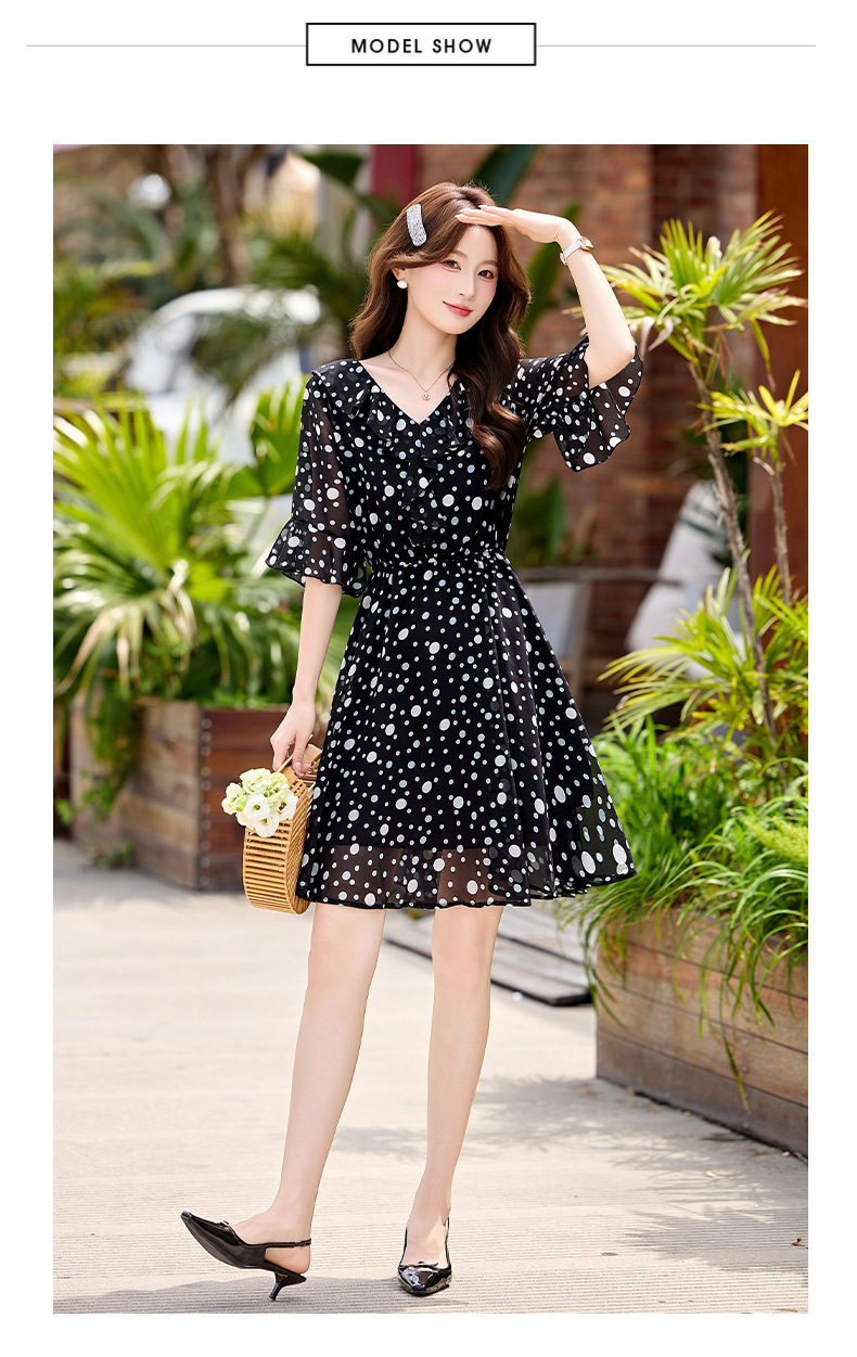 Đầm maxi nữ thắt eo cổ V in chấm bi đỏ — màu đen, màu đỏ chi tiết 10