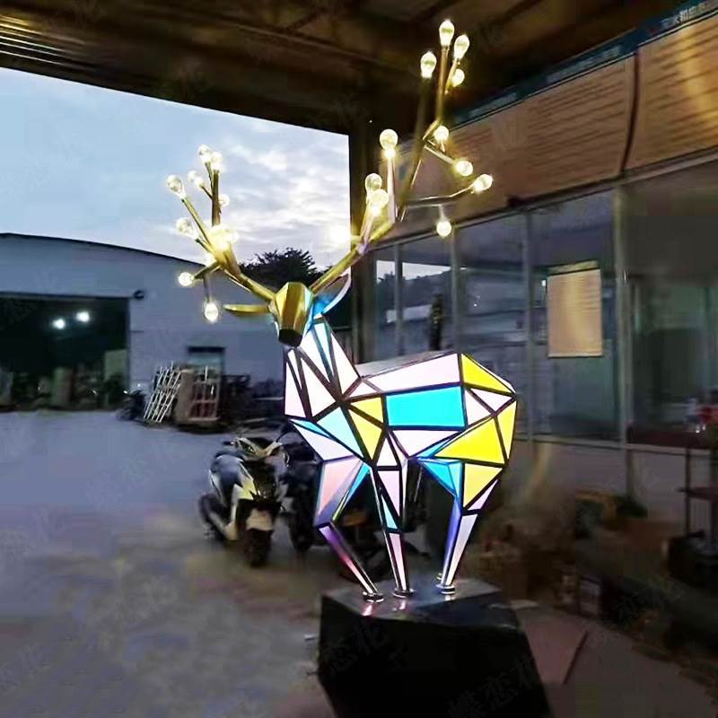 商场发光美陈摆件 户外大型月亮灯雕塑 广场园林艺术灯光月亮船