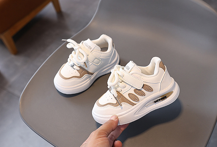 Barnens vita portvinsiga vår- och höstskor, ofta oledade, klockor, anti-läpp-löpskor i läder för pojkar och pojkar._voghion.com