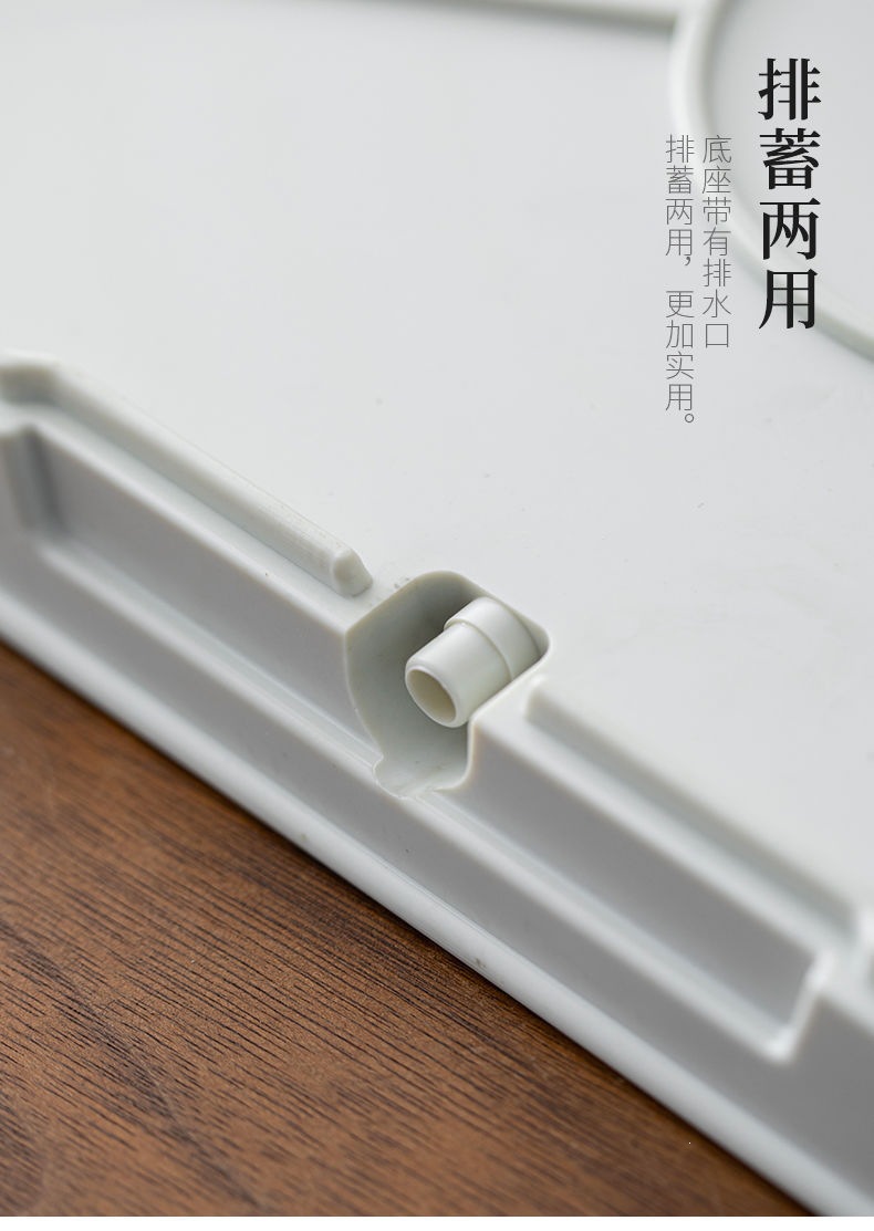 Bamboo Tea Tray with Water Storage Compact Gongfu Tea Serving Tray for Home Tea Ceremony in use