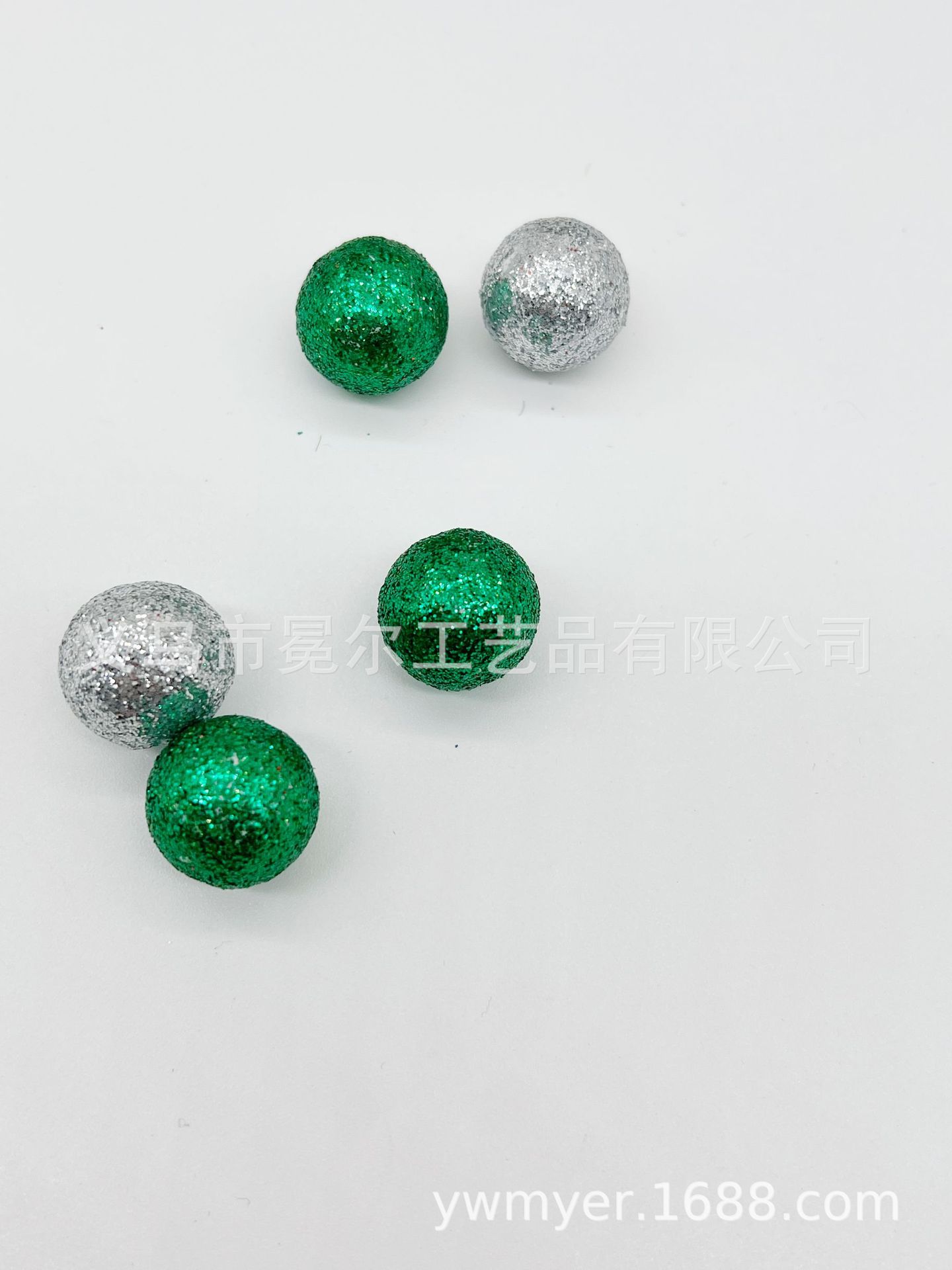 750B6E4E90F95F8768335719383D74