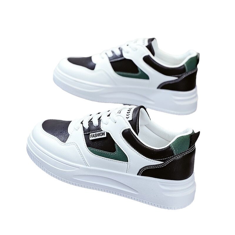Comercio exterior zapatos blancos de gran tamaño para mujeres nuevos zapatos de otoño para mujeres coreanos de estilo universal zapatos casuales super calientes para estudiantes suela gruesa
