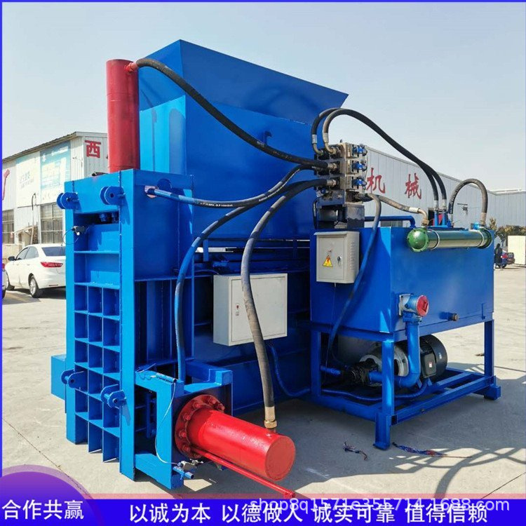 畜牧养殖草料青储打包机全自动饲草打捆包膜机干湿牧草饲料压块机