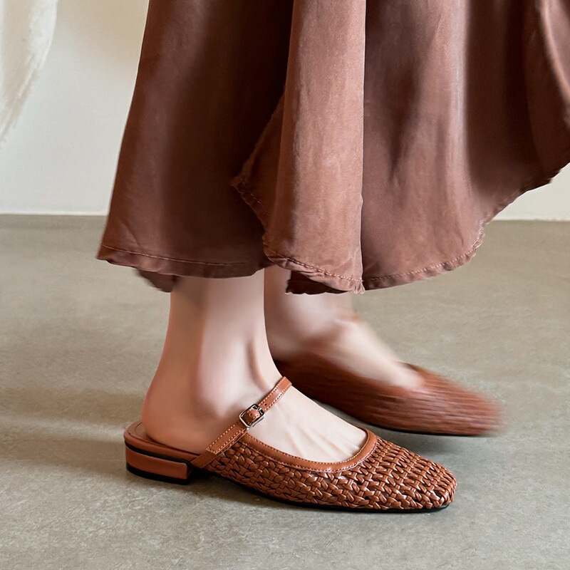 British Style Woven Mesh Half-Cap Toe Sandals for Women Summer Outer Wear Flat Lazy White Loafers Spring and Summer New Style British Style Woven Mesh Half-Cap Toe Sandals for Women Summer Outer Wear Flat Lazy White Loafers Spring and Summer New Style