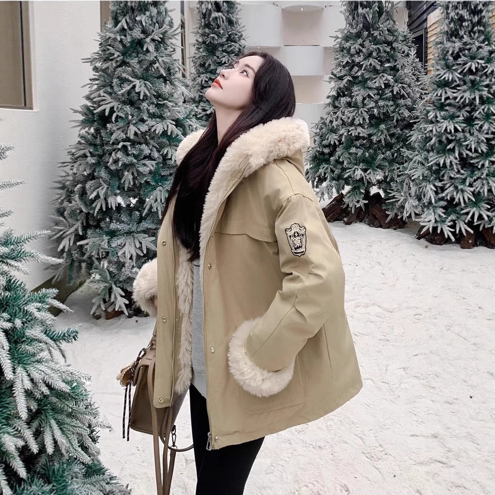 2025 invierno comercio exterior de cordero encapuchado y terciopelo para superar la nueva moda de ropa de algodón de plumón de mujer chaqueta de algodón abrigo image 2