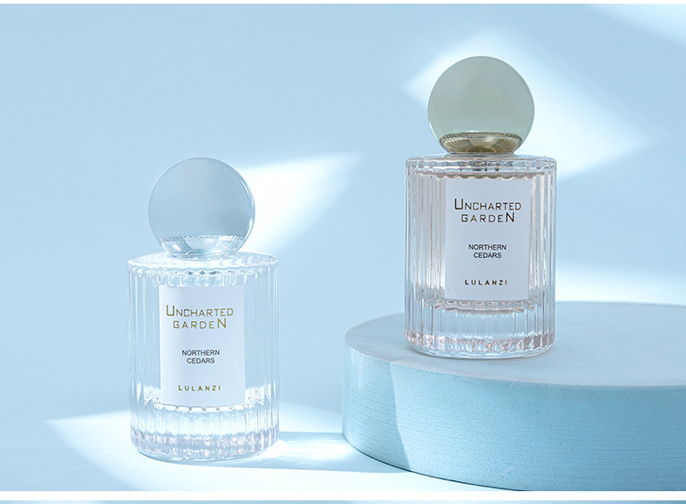 Die Online-Live-Übertragung von Prominenten empfiehlt das Explosive Dew Lanzi Secret Garden Lady-Parfüm, einen anhaltenden Duft, eine frische und kleine Gruppe von Studenten_voghion.com