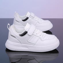 ͯСЬ¿Ů2025\׃@СWƤɫУЬ͸