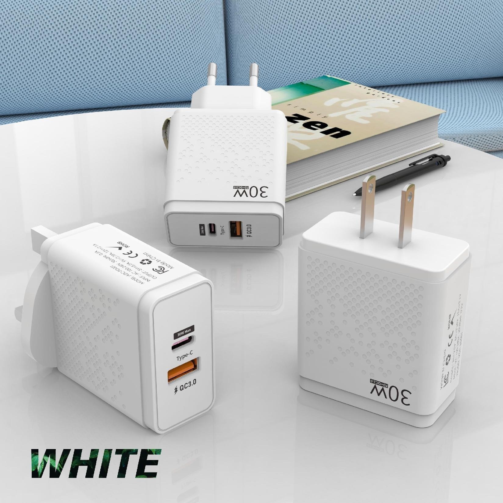 Cargador de teléfonos móviles estándar europeo estándar americano estándar británico estándar coreano carga rápida multipuerto poroso PD enchufe de carga rápida para automóviles